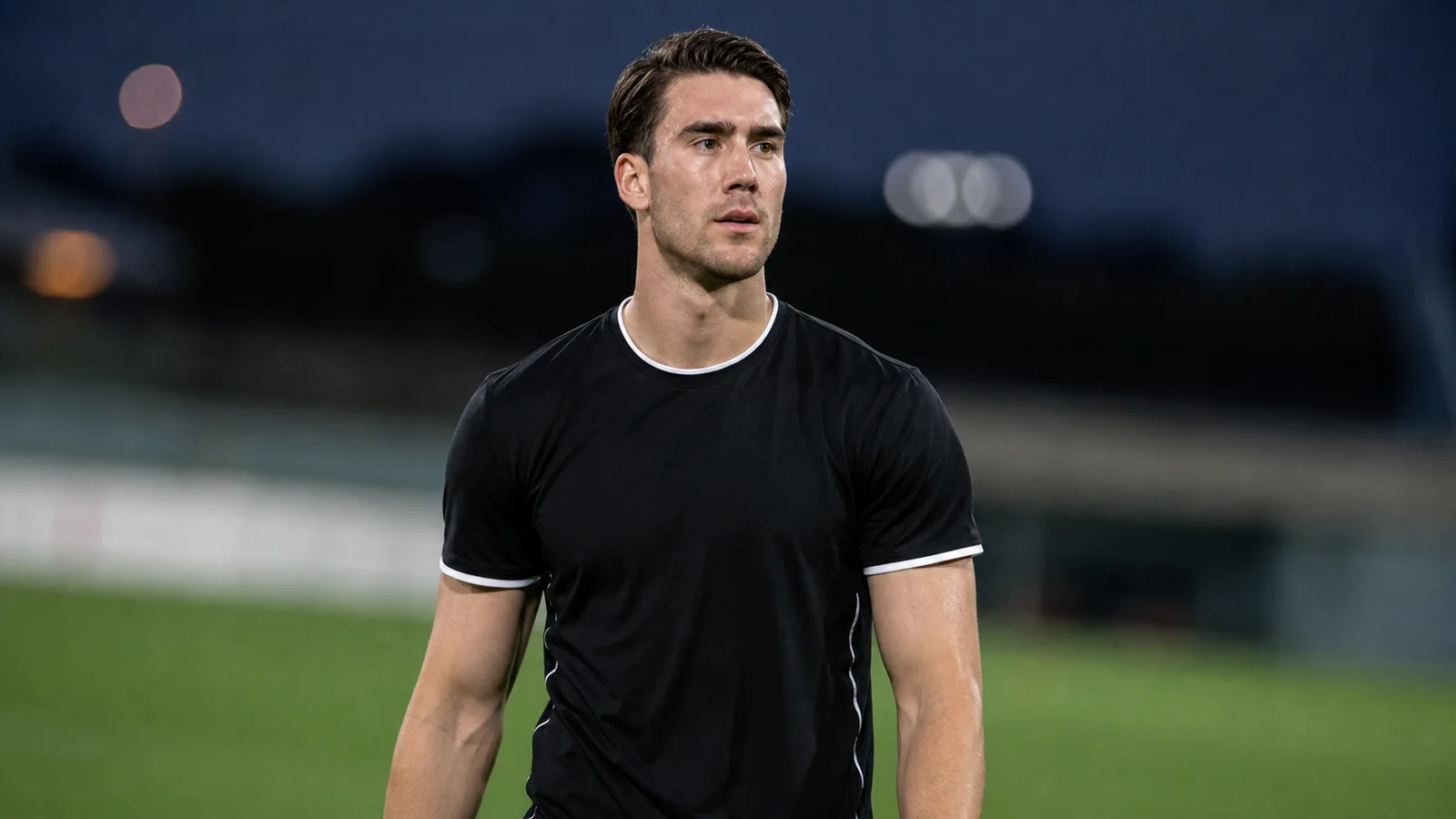 Illustrazione realizzata con IA per la notizia di mercato su Dušan Vlahović e Beşiktaş Istanbul
