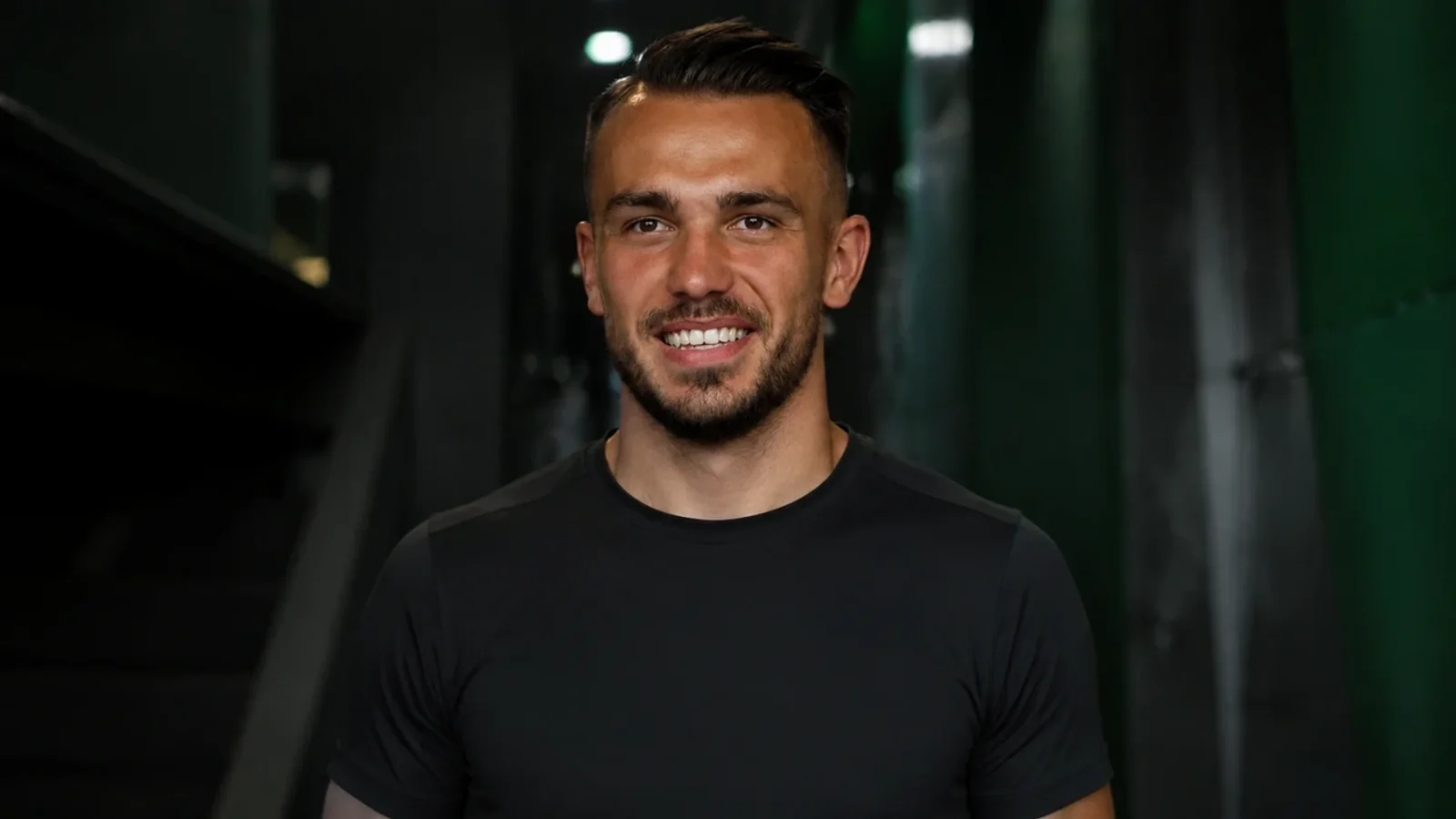 KI-Illustration zur Transfermeldung über Florian Kastenmeier und Feyenoord